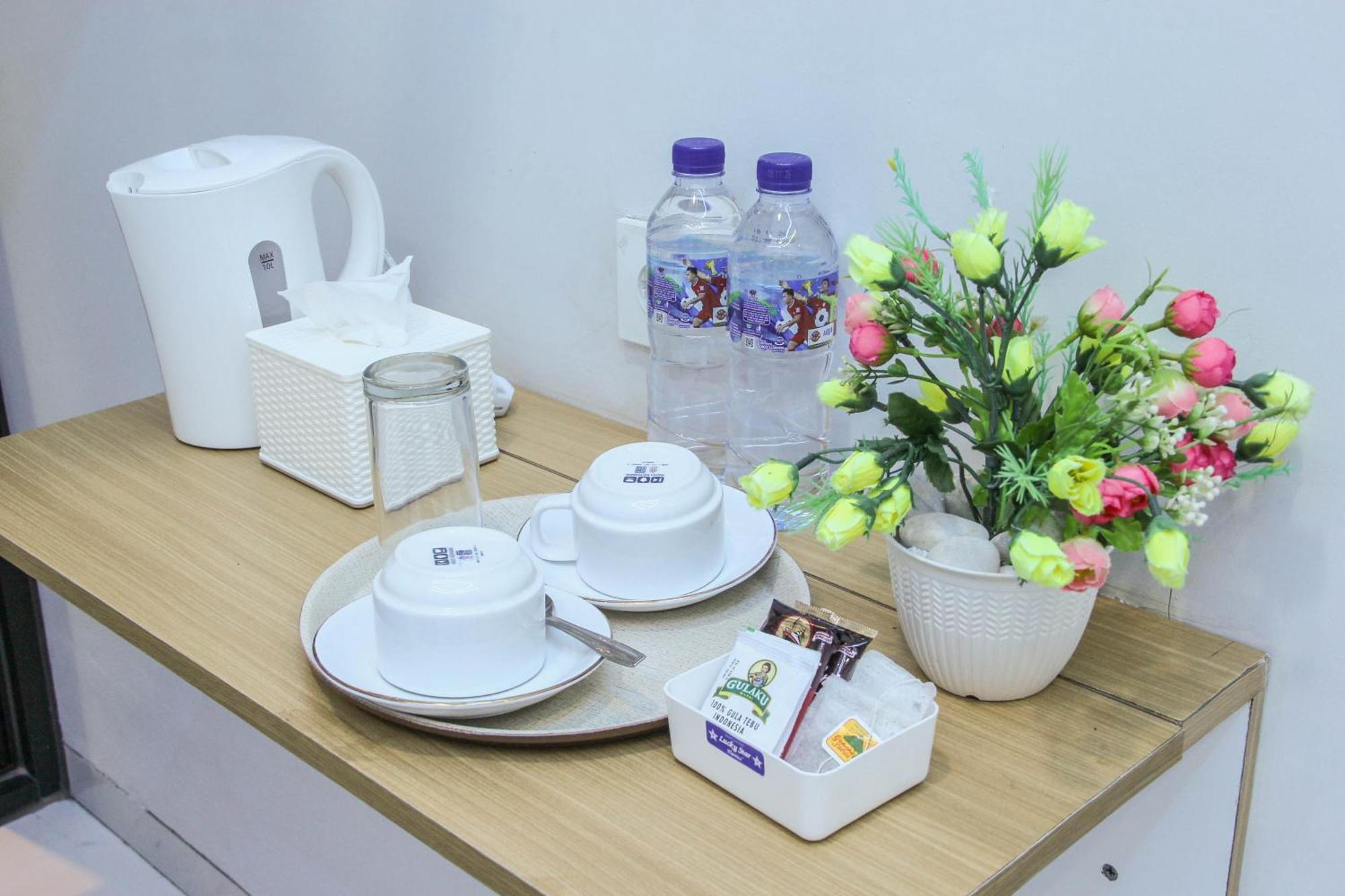 Laswi Syariah Guest House Bandung Exterior photo